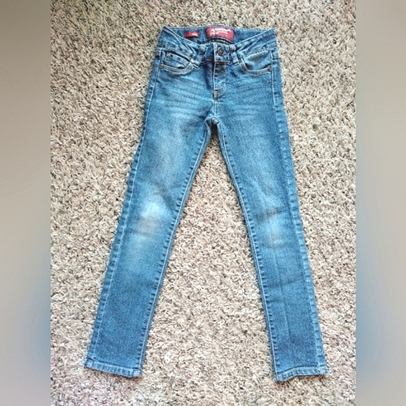 Arizona Jean Co Girls Classic Slim Skinny Light Wash Blue Denim Jeans Size 8 - Picture 3 of 8